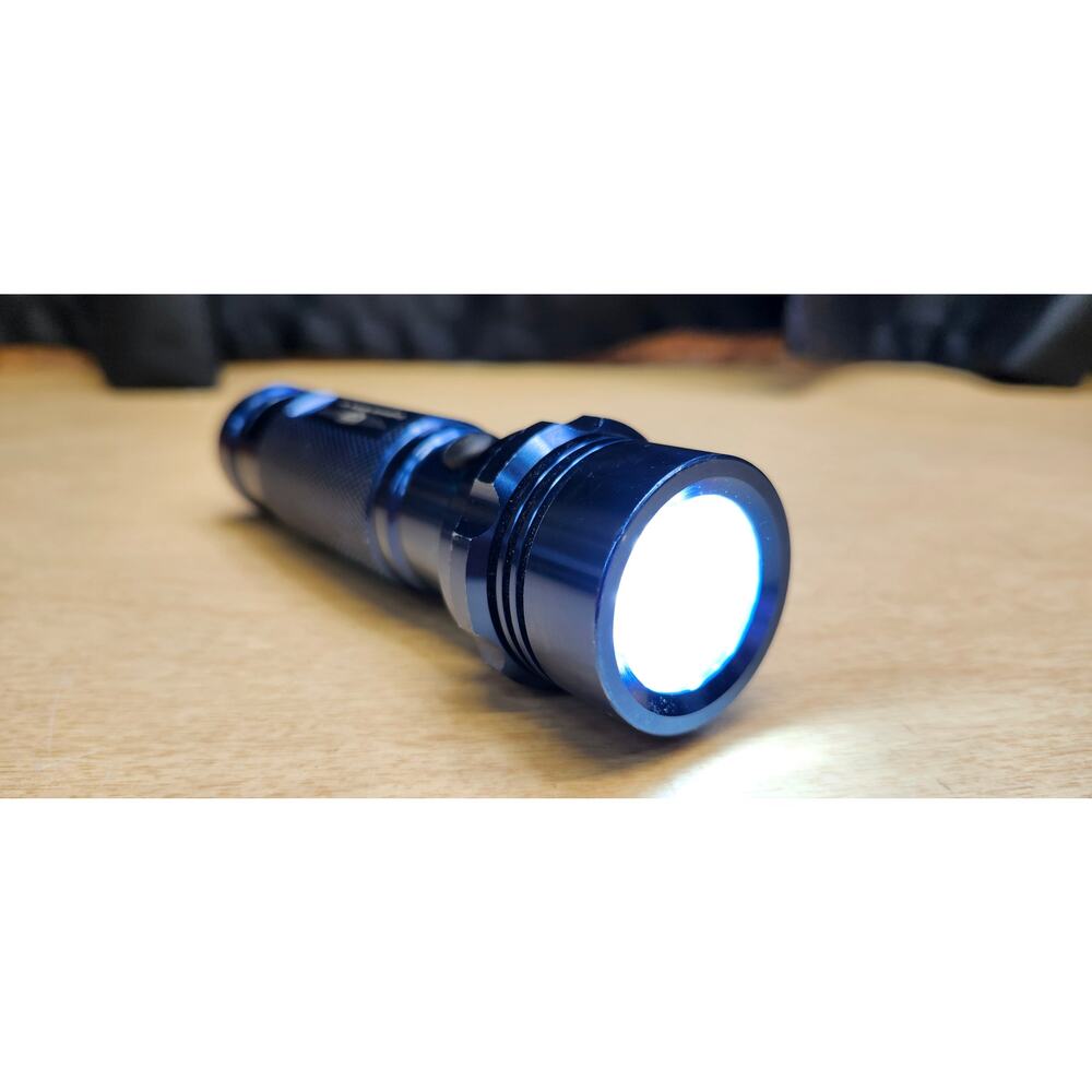 Continental Motors, Inc. 6" Blue Metal Promo Flash Light Flashlight LED Old Logo